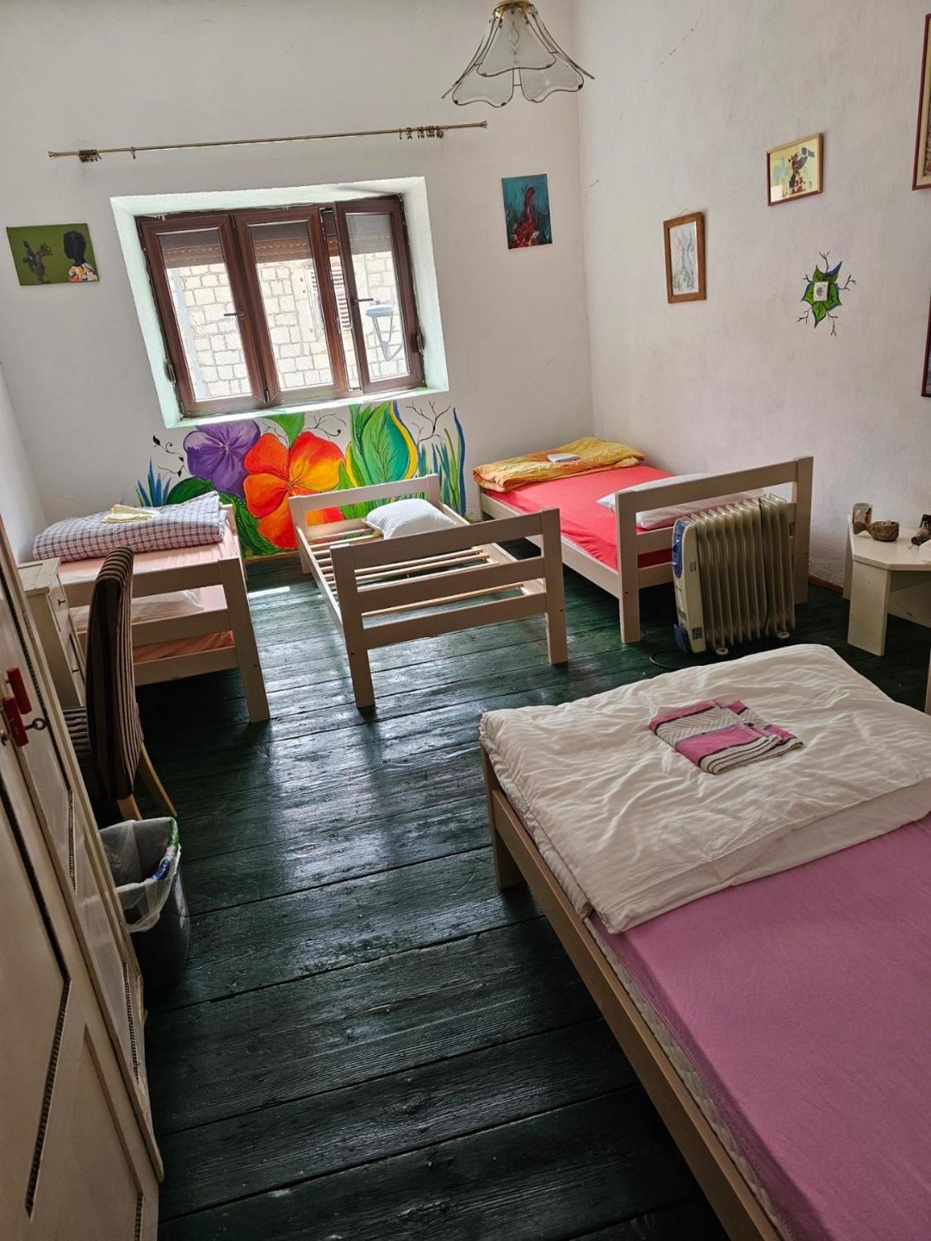 Hostel Ka Doma Cetinje Exterior photo